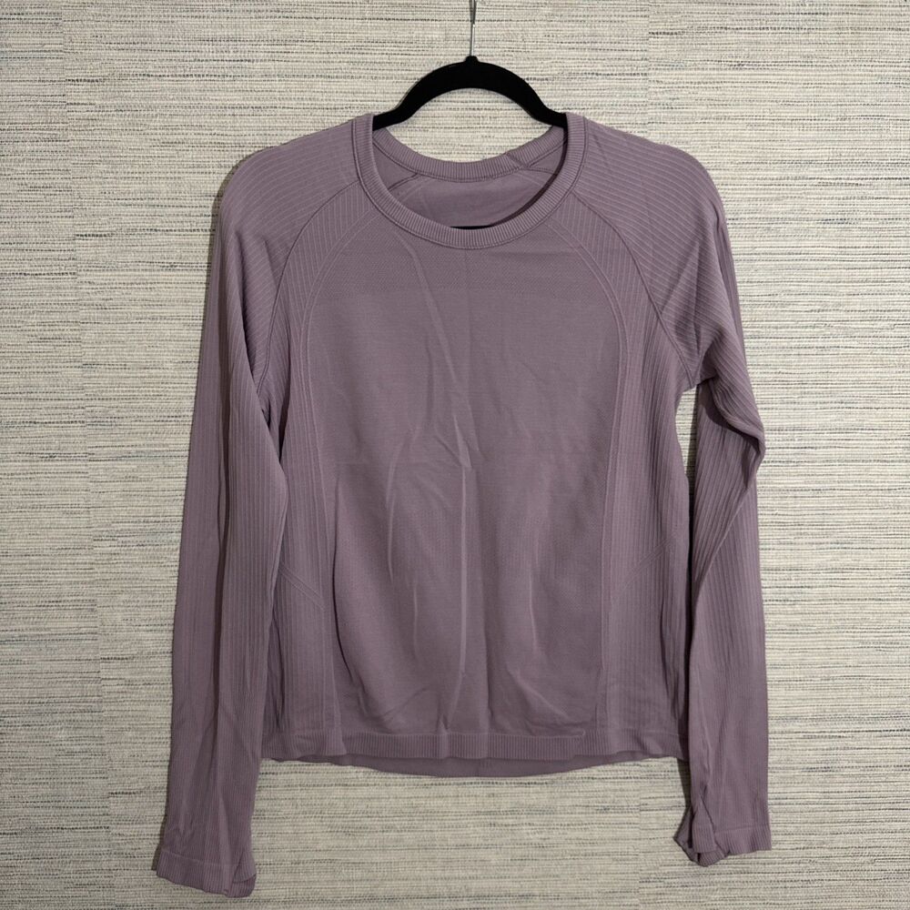 Old Navy Fall Active Women’s Fluid Seamless Workout Top Lavender Thumbholes M
